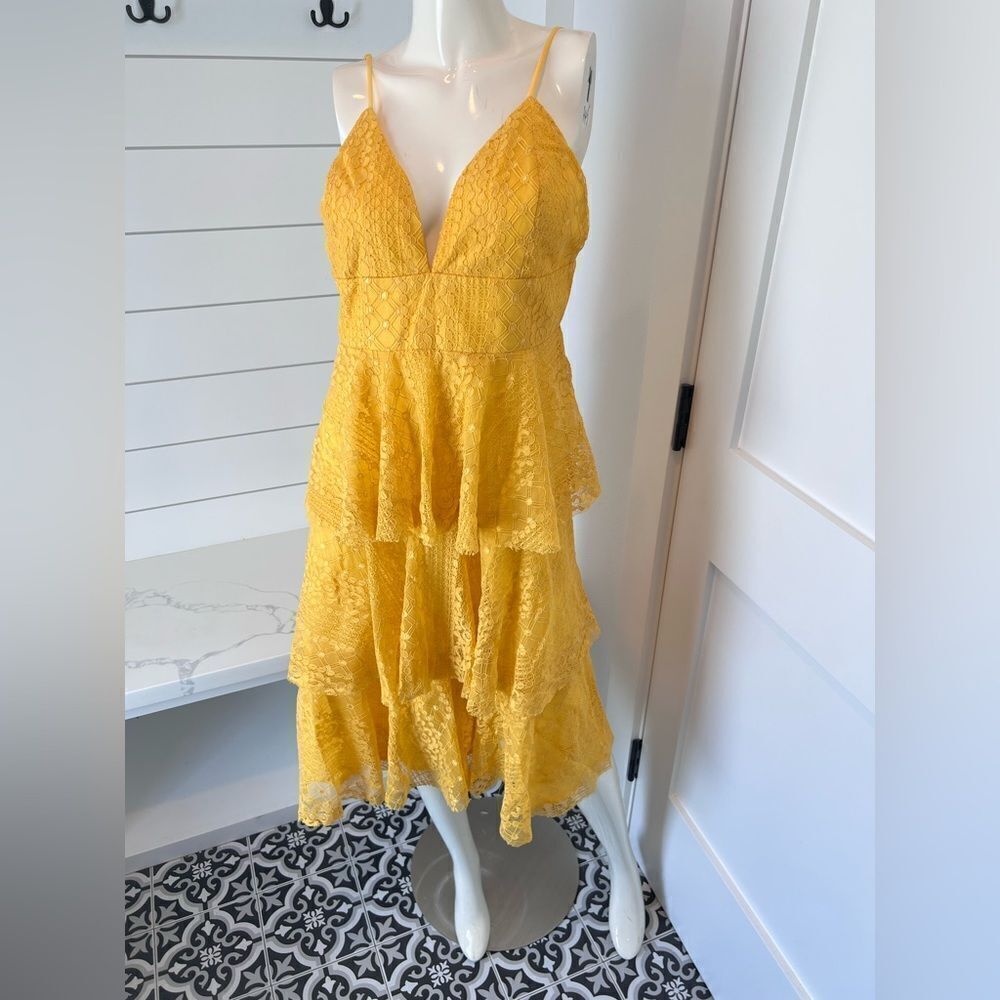 Lulus yellow tiered dress - Picture 2 of 10